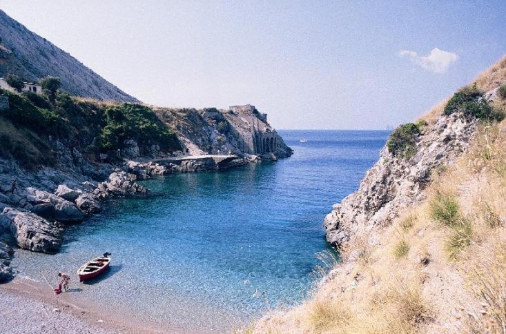 Camping Villaggio Nettuno Nerano Bagian luar foto