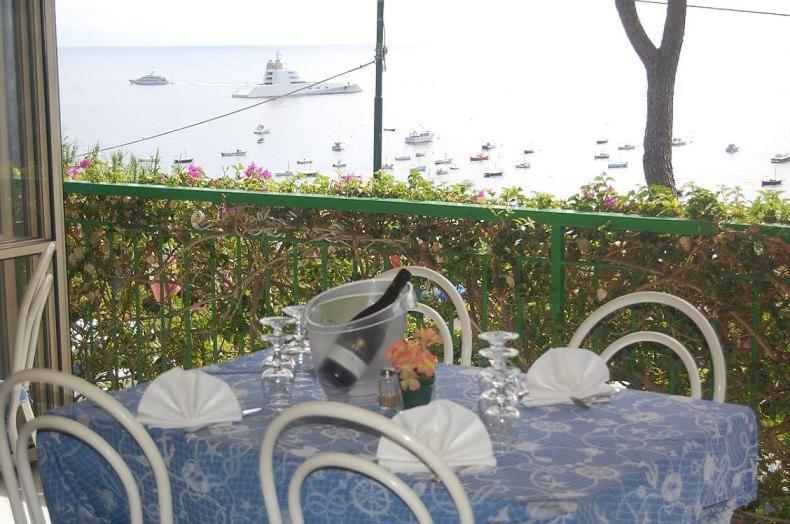 Camping Villaggio Nettuno Nerano Bagian luar foto