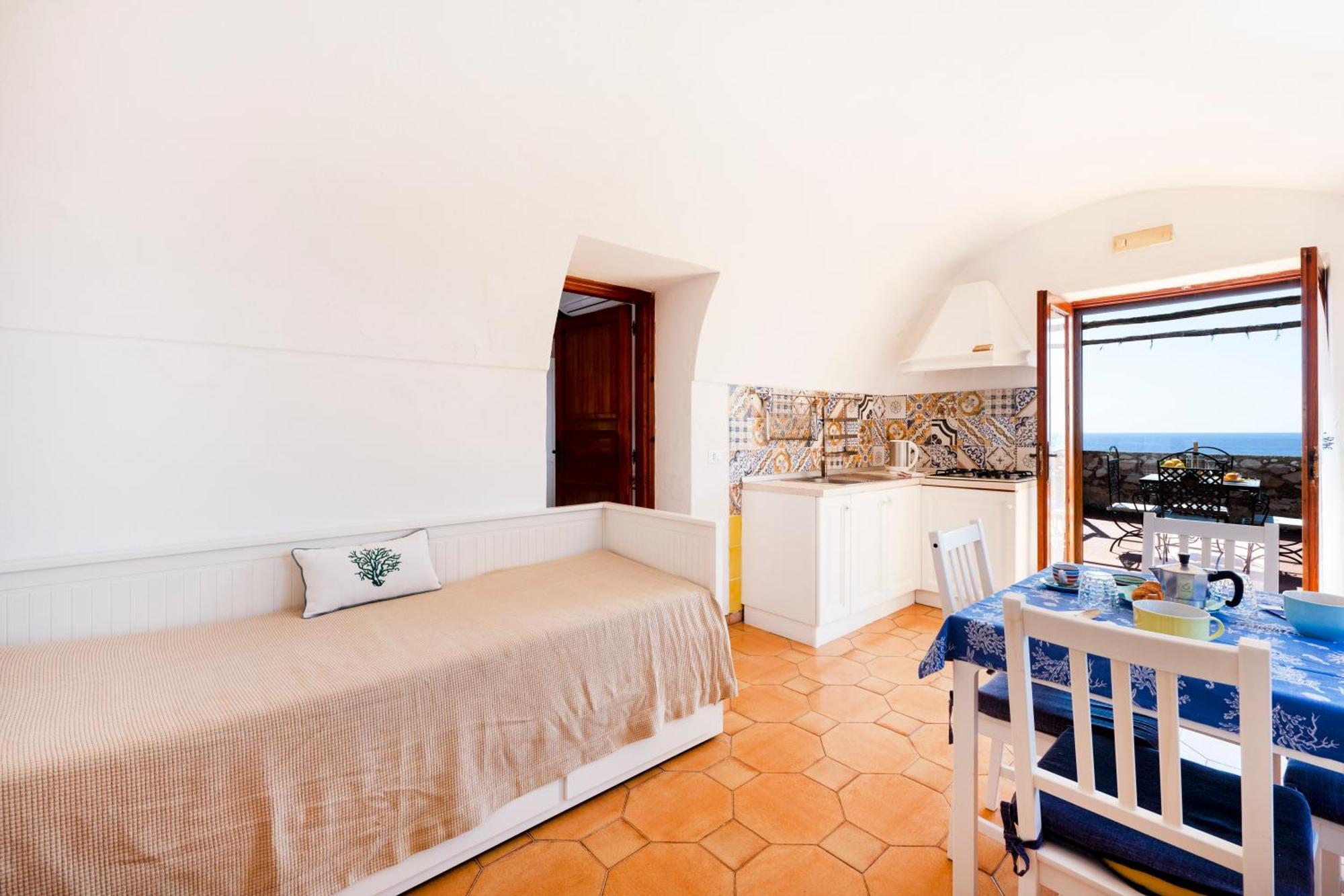 Camping Villaggio Nettuno Nerano Bagian luar foto